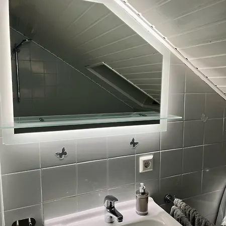 Zentrale Ferienwohnung Am Buhlschen Park In Deidesheim Extérieur photo